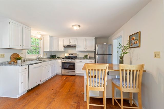 191-193 South St, Hingham, MA 02043