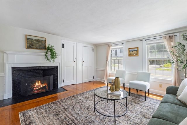 191-193 South St, Hingham, MA 02043