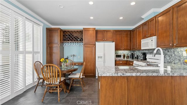 27700 Zeus, Canyon Country, CA 91351
