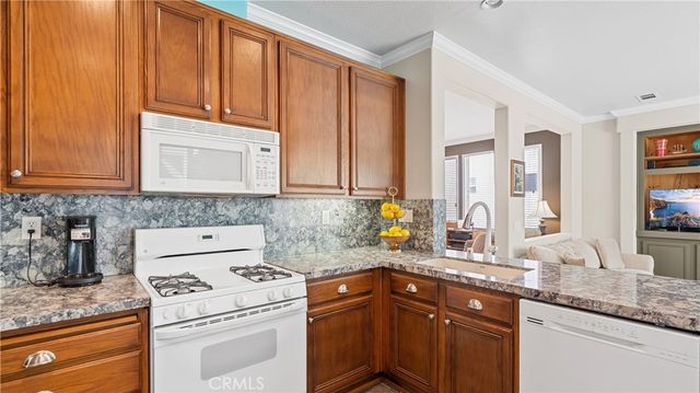 27700 Zeus, Canyon Country, CA 91351