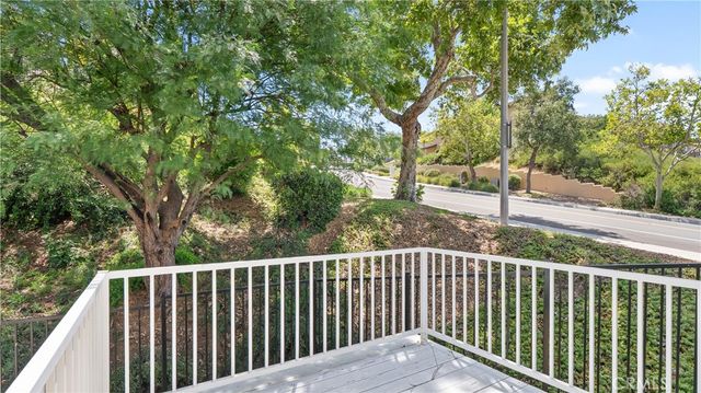 27700 Zeus, Canyon Country, CA 91351