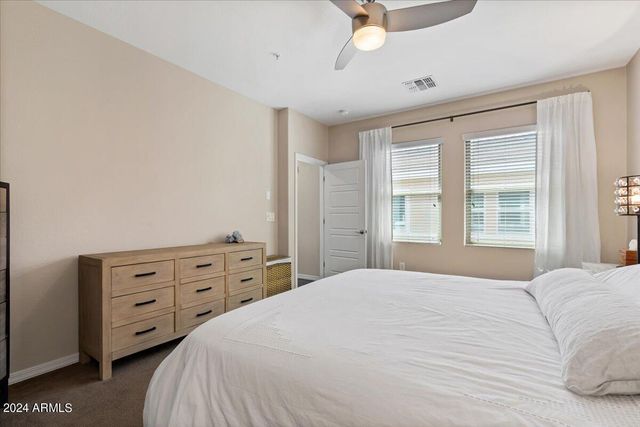 5550 N 16th Street Apt 140, Phoenix, AZ 85016