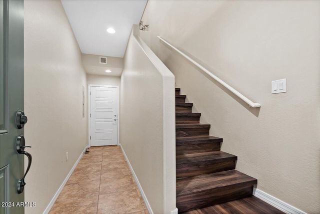 5550 N 16th Street Apt 140, Phoenix, AZ 85016