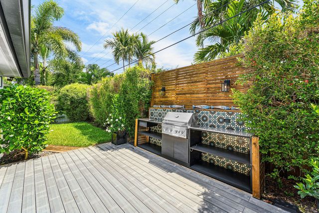 3420 NE 17th Terrace, Oakland Park, FL 33334