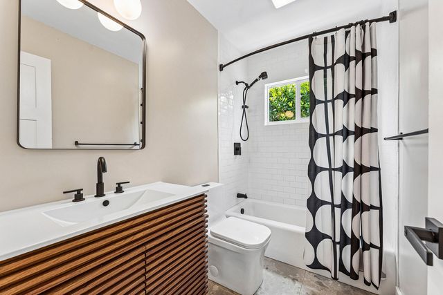 3420 NE 17th Terrace, Oakland Park, FL 33334
