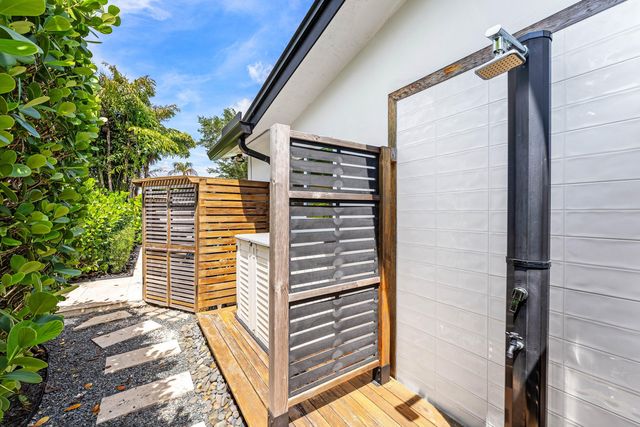 3420 NE 17th Terrace, Oakland Park, FL 33334