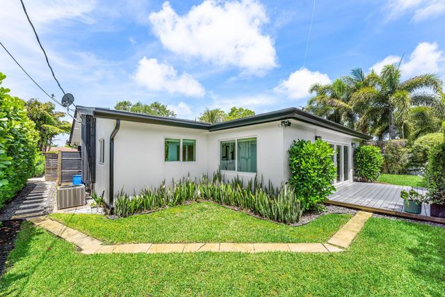 3420 NE 17th Terrace, Oakland Park, FL 33334