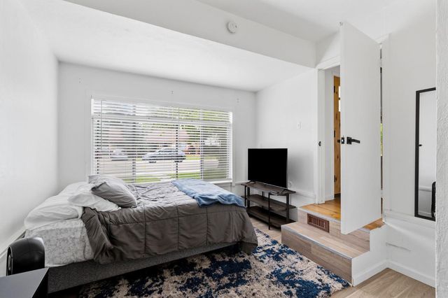2368 Murieta Way, Sacramento, CA 95822