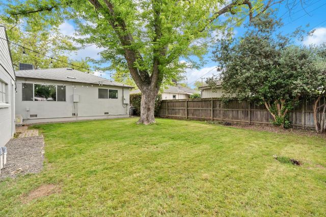 2368 Murieta Way, Sacramento, CA 95822