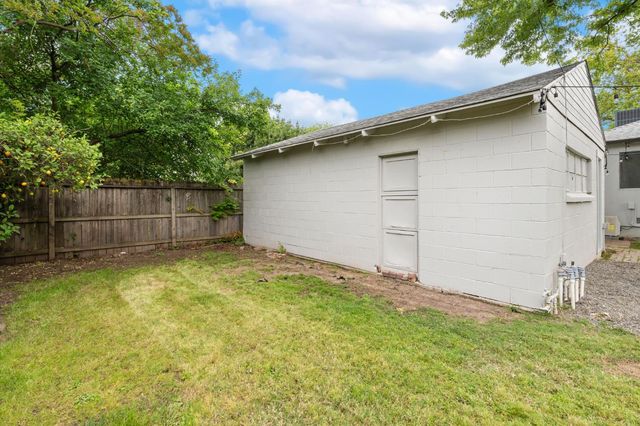 2368 Murieta Way, Sacramento, CA 95822