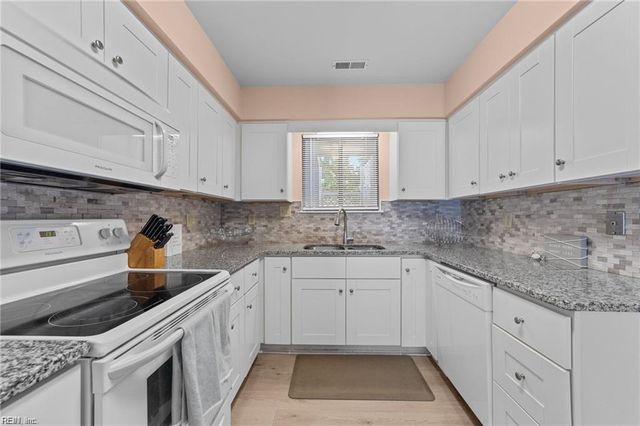 6907 Atlantic Ave Apt A, Virginia Beach, VA 23451
