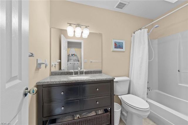 6907 Atlantic Ave Apt A, Virginia Beach, VA 23451