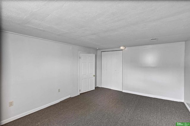 1104 N 45th Street, Omaha, NE 68132