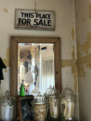 580 Commercial Street, Provincetown, MA 02657