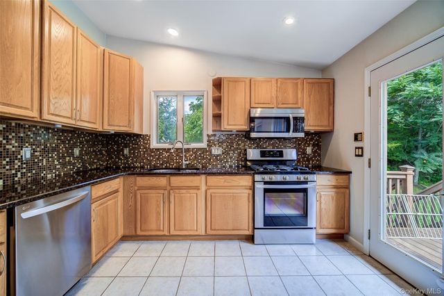3561 Rte 94, Chester, NY 10918