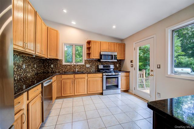 3561 Rte 94, Chester, NY 10918