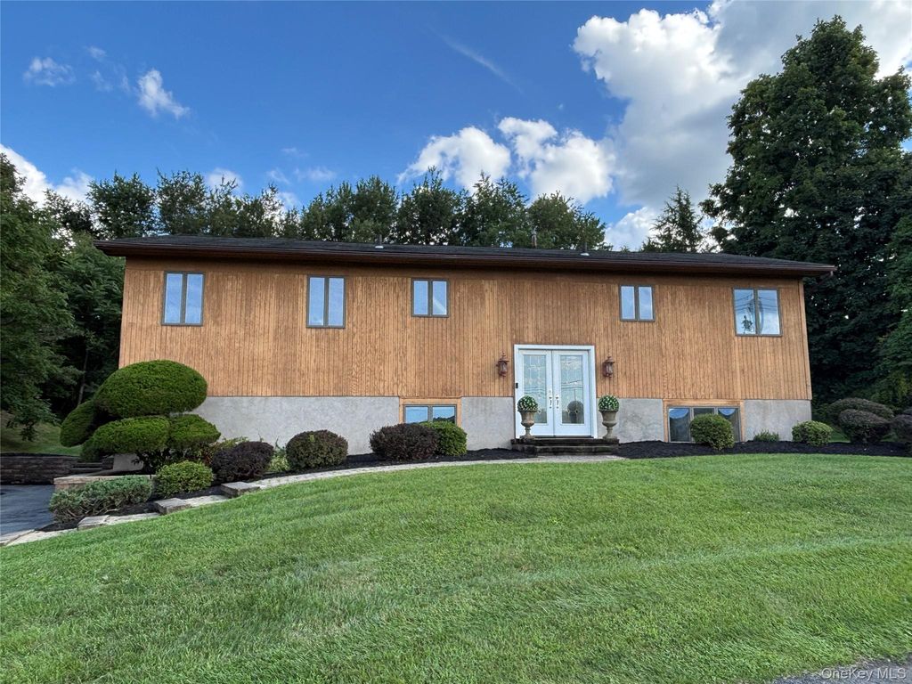 3561 Rte 94, Chester, NY 10918 — exterior