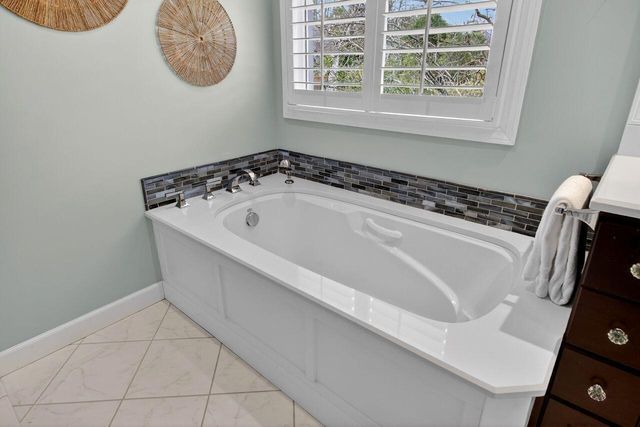 1551 Ben Sawyer Boulevard 17, Mount Pleasant, SC 29464