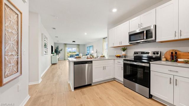 6530 Equinox LN, North Fort Myers, FL 33917