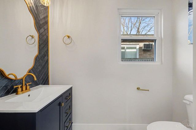 2548 Hackberry Street, Cincinnati, OH 45206