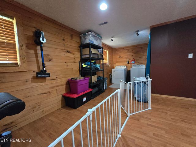 321 Cardwell Drive, Tazewell, TN 37879