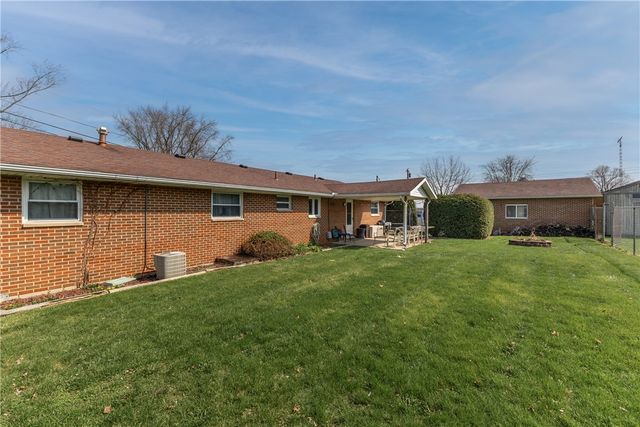 20 Boone Drive, Troy, OH 45373