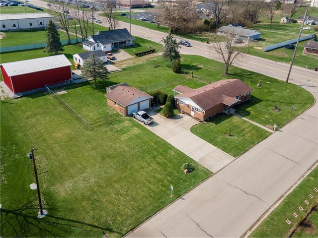 20 Boone Drive, Troy, OH 45373