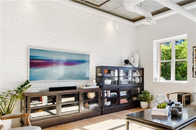 206 11th Street NE 502, Atlanta, GA 30309