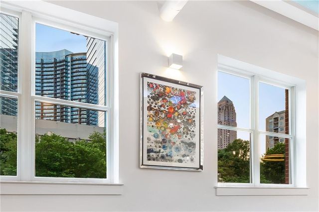 206 11th Street NE 502, Atlanta, GA 30309