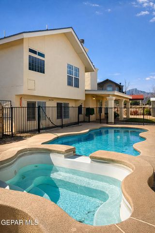 10739 WHITE SANDS Drive, El Paso, TX 79924