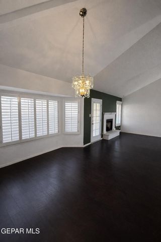 10739 WHITE SANDS Drive, El Paso, TX 79924