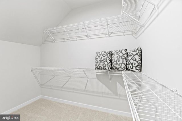 1105A DABNEY DR, Manassas Park, VA 20111