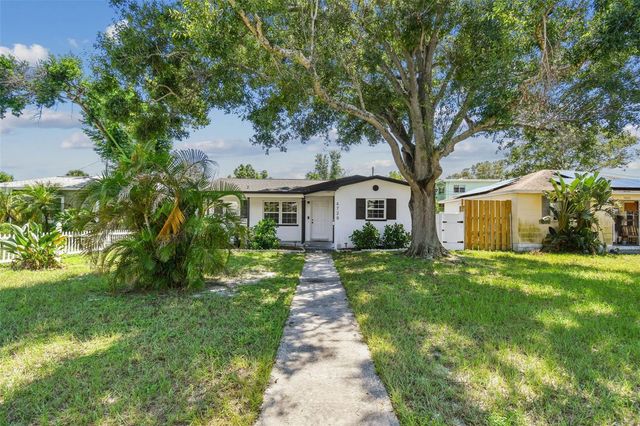 4728 9TH AVENUE N, St Petersburg, FL 33713
