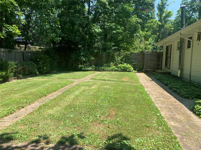 9 Dogwood Hill Road, Wappingers Falls, NY 12590