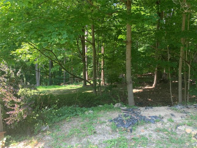 9 Dogwood Hill Road, Wappingers Falls, NY 12590