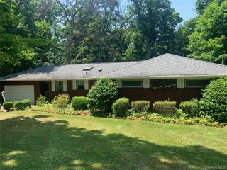 9 Dogwood Hill Road, Wappingers Falls, NY 12590