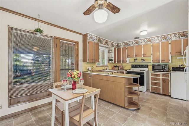5845 W 37th Avenue, Denver, CO 80212