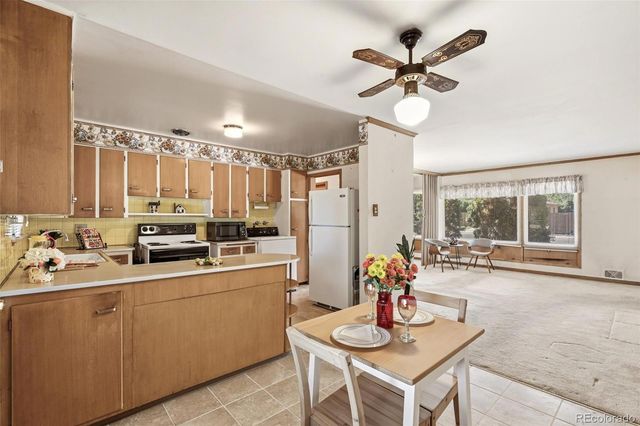 5845 W 37th Avenue, Denver, CO 80212
