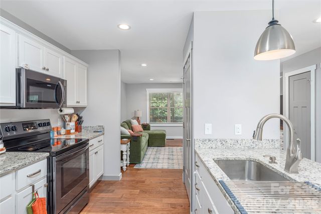 10 Hi Alta Avenue, Asheville, NC 28806