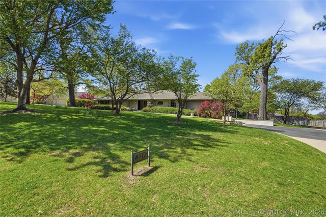 4112 S Victor Court, Tulsa, OK 74105