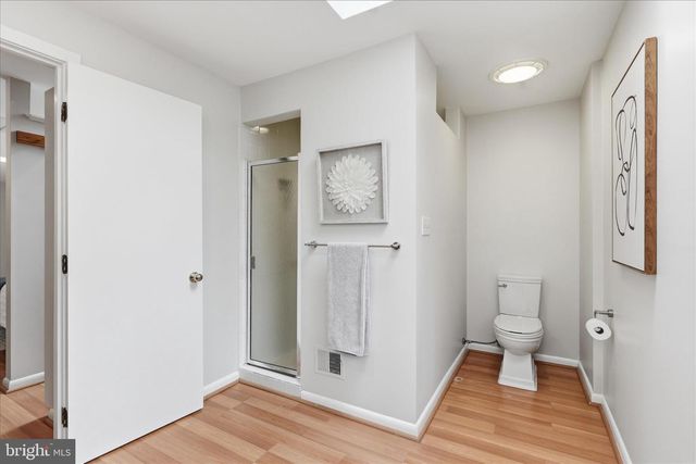 945 HICKORY RUN LN, Great Falls, VA 22066