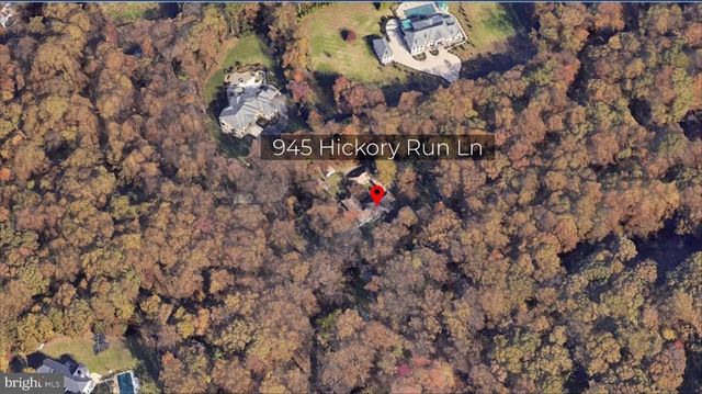 945 HICKORY RUN LN, Great Falls, VA 22066