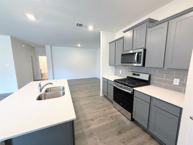 6233 Lassen Court, Celina, TX 76227