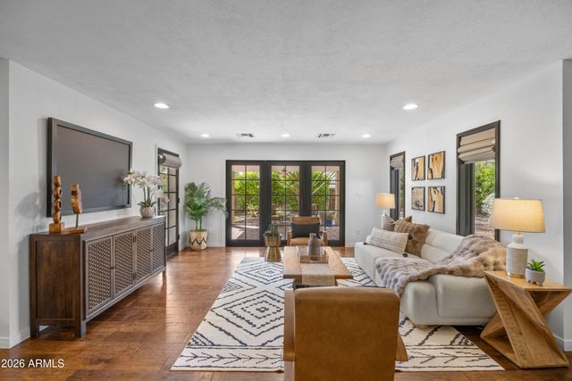 5334 N 32ND Place, Phoenix, AZ 85018