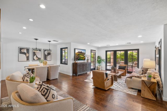 5334 N 32ND Place, Phoenix, AZ 85018