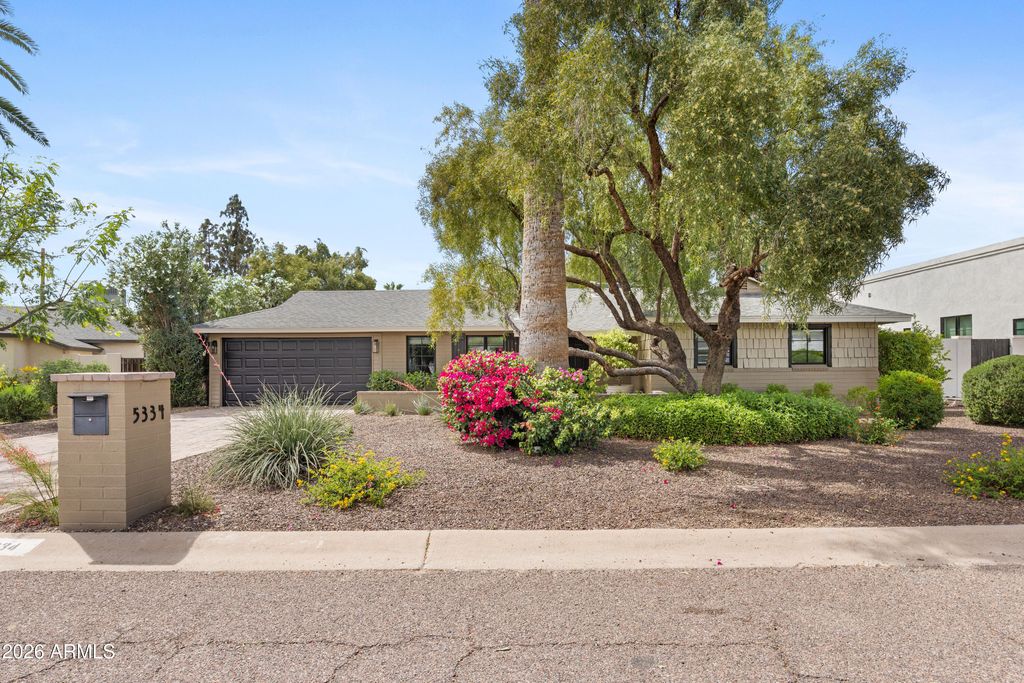 5334 N 32ND Place, Phoenix, AZ 85018