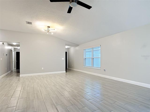 3040 LAKES CREST AVENUE, St Cloud, FL 34772