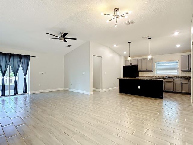 3040 LAKES CREST AVENUE, St Cloud, FL 34772