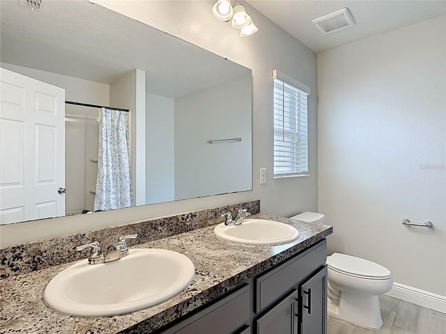 3040 LAKES CREST AVENUE, St Cloud, FL 34772