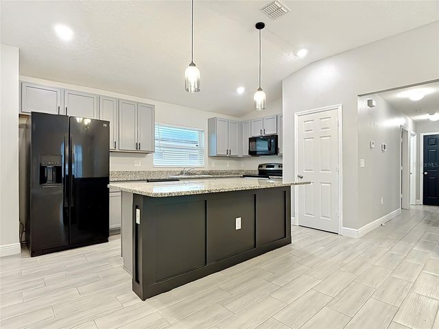 3040 LAKES CREST AVENUE, St Cloud, FL 34772